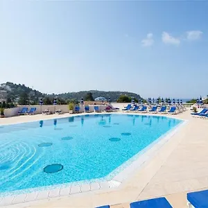 Pool , 150m To Beach, Seaview Appartement